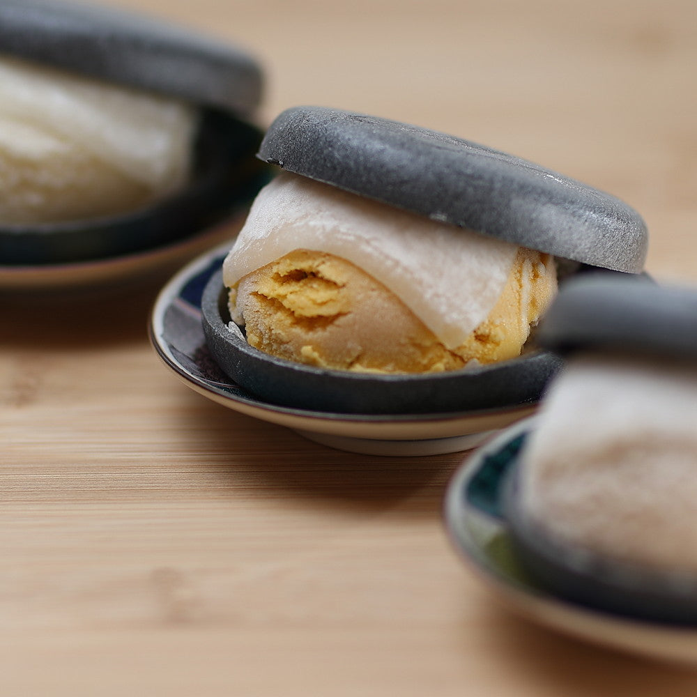 高級和栗モンブラン専門店「いも栗カボチャ」　百万石最中大福ジェラート（3個）