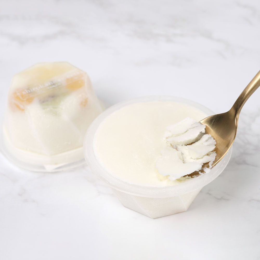 白金スイーツ プレミアムアイスクリーム フルーツヨーグルト 65mlx3個