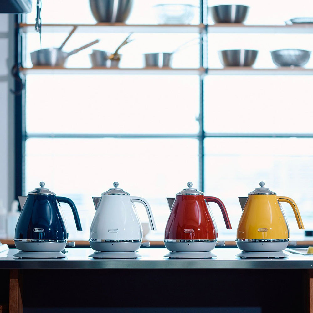 デロンギ アイコナ・キャピタルズ 電気ケトル（NYCイエロー）