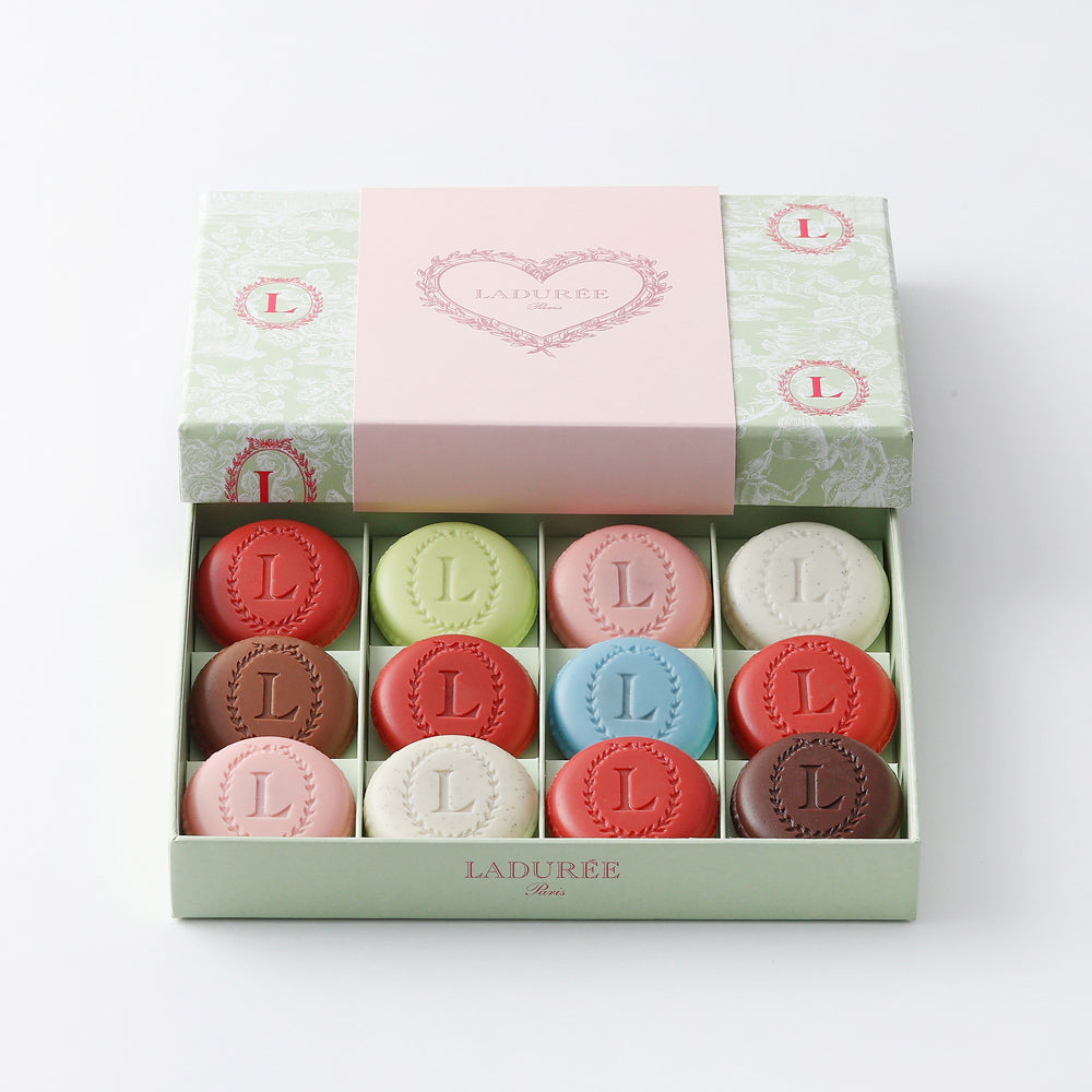 LADUREE（ラデュレ）ウジェニー 12個入り（限定スリーブ付き）