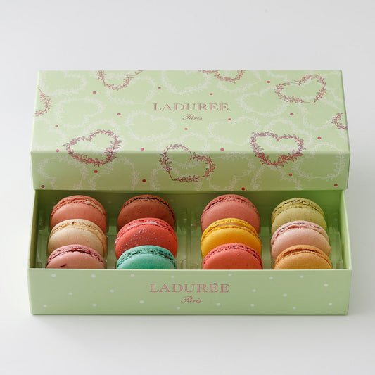 LADUREE（ラデュレ）ホワイト・ジャスミン　マカロン12個入り
