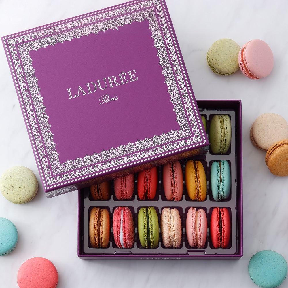 LADUREE（ラデュレ）ナポレオン ヴィオレ マカロン18個入り