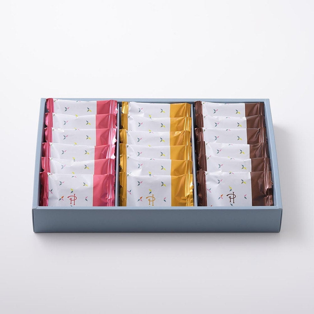 ピエール・エルメ・パリ ラングドシャ 18枚詰合わせ