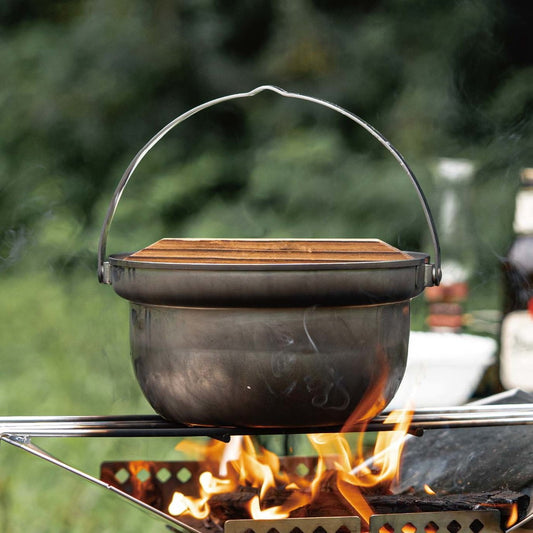 キャプテンスタッグ　木蓋付きキャンプ焚火鍋 18cm