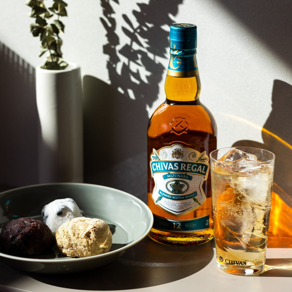 1801年創業スコッチ・ウイスキー シーバスリーガル ミズナラ 12年 箱入 700ml