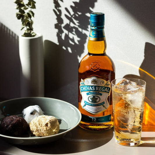 1801年創業スコッチ・ウイスキー シーバスリーガル ミズナラ 12年 箱入 700ml