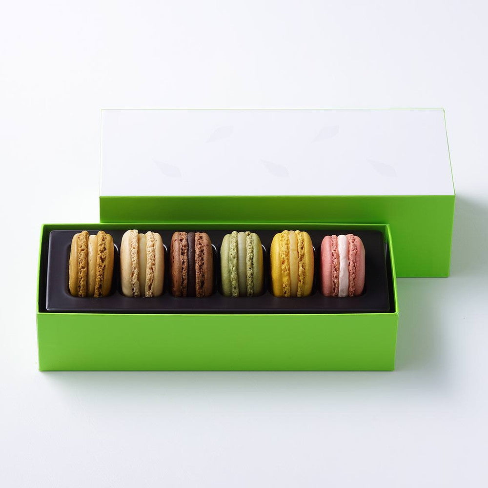 ピエール・エルメ・パリ マカロン６個詰合わせ